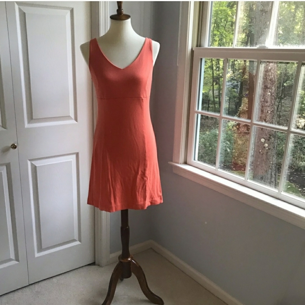 🌻NY&CO Casual V-neck Dress
